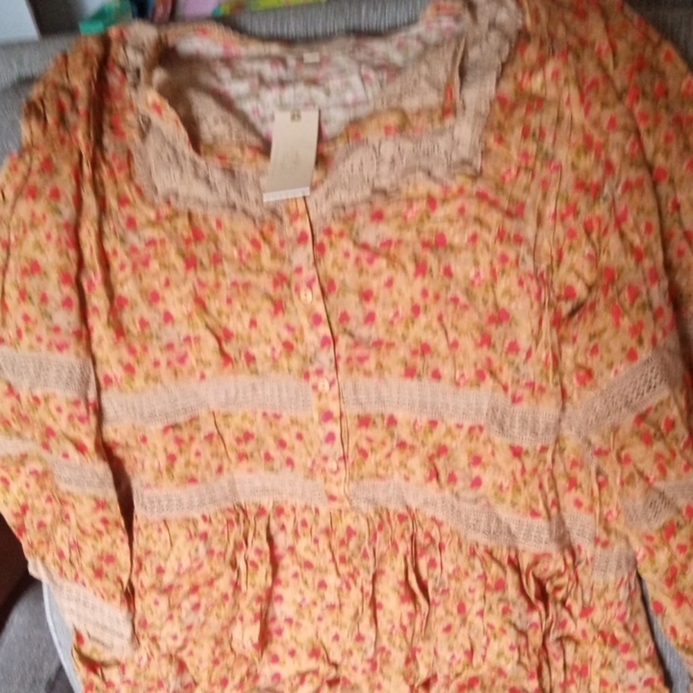 Floral Lace Trim Blouse